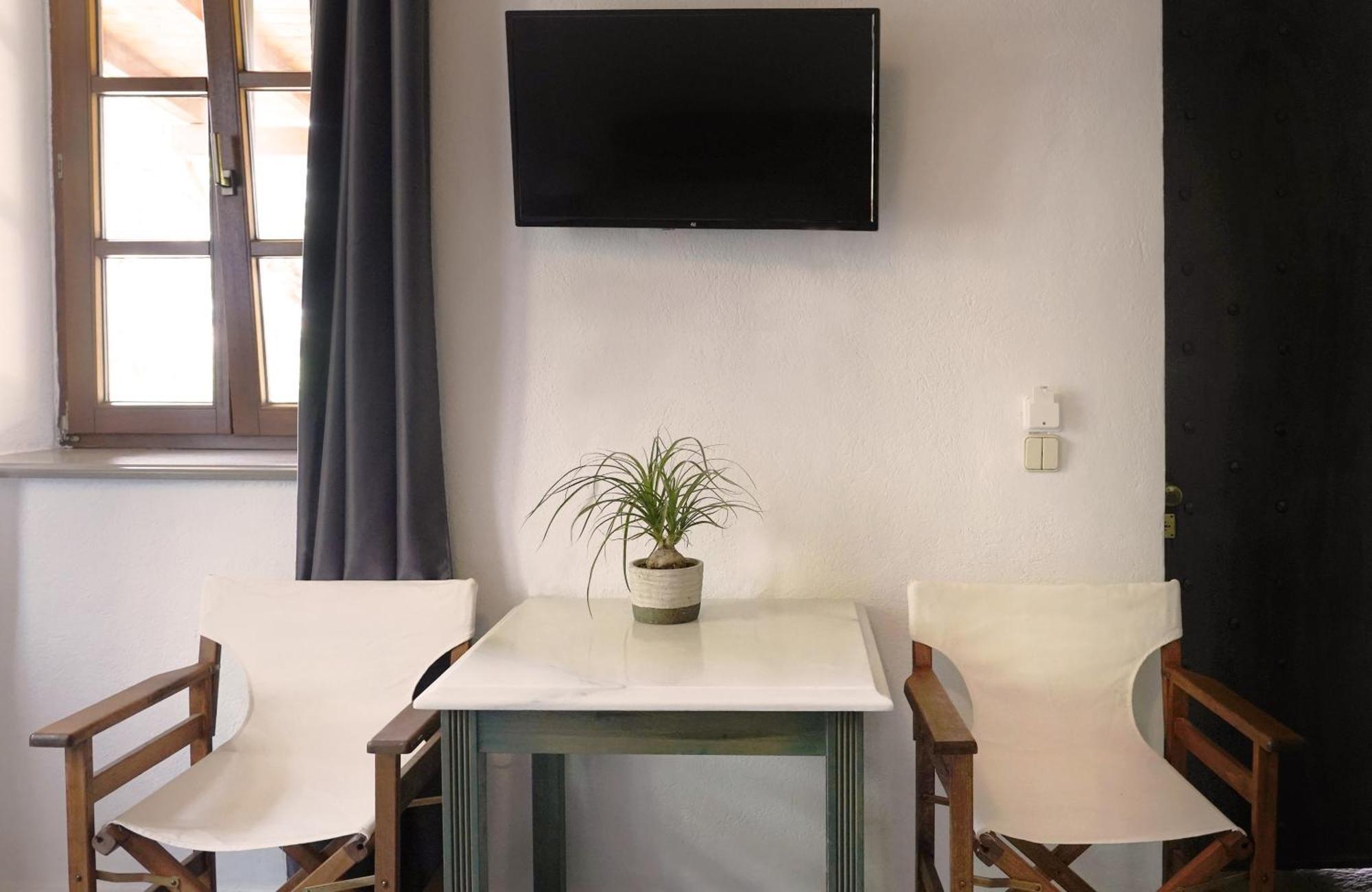 Polas Residencies Aparthotel Kalamáta Kamer foto
